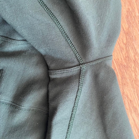 Kit and Ace High Waist Green Leggings 4 - Picture 11 of 12